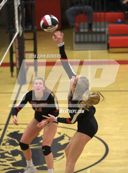 Thumbnail 3 in Urbana @ Dulaney (MPSSAA 4A Regional Playoff) photogallery.