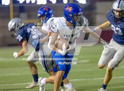 Thumbnail 3 in College Park vs Grand Oaks photogallery.