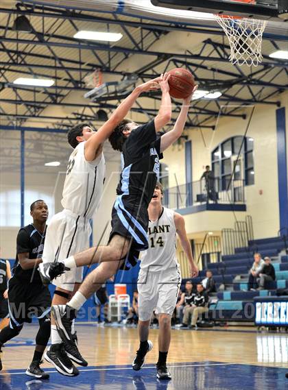 Thumbnail 3 in Plant vs. Ransom Everglades (Berkely Basketball Invitational) photogallery.
