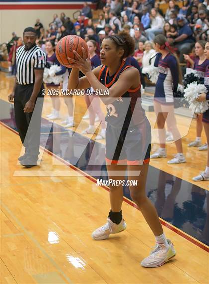 Thumbnail 1 in Seven Lakes @ Tompkins photogallery.