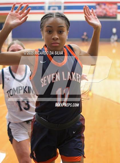 Thumbnail 1 in Seven Lakes @ Tompkins photogallery.