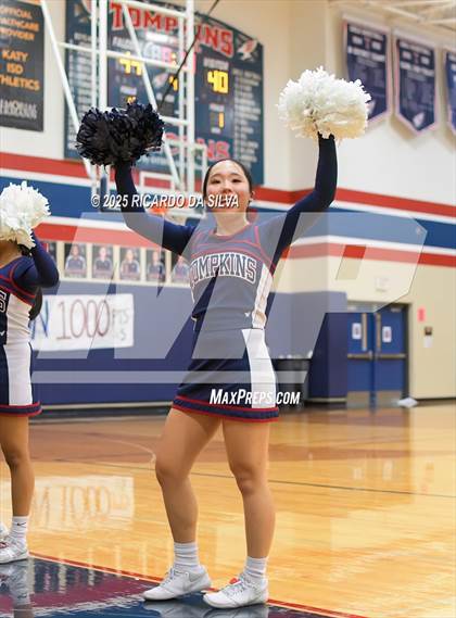 Thumbnail 1 in Seven Lakes @ Tompkins photogallery.