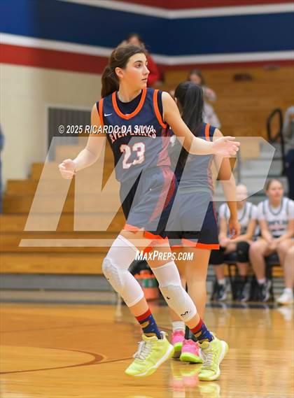 Thumbnail 1 in Seven Lakes @ Tompkins photogallery.