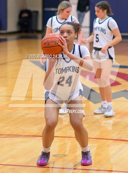 Thumbnail 2 in Seven Lakes @ Tompkins photogallery.