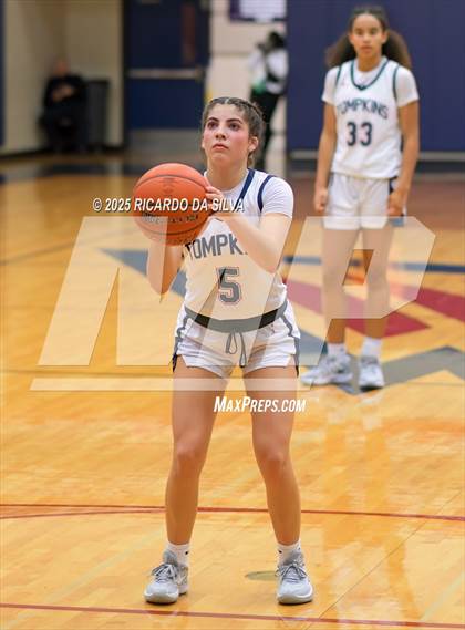 Thumbnail 1 in Seven Lakes @ Tompkins photogallery.
