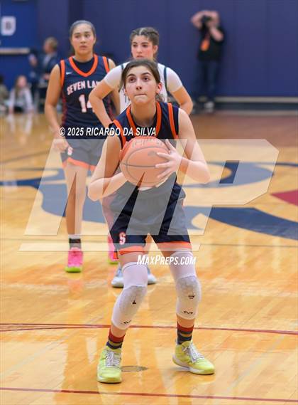 Thumbnail 1 in Seven Lakes @ Tompkins photogallery.