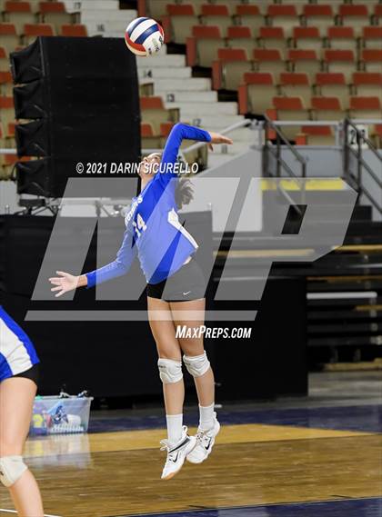 Thumbnail 1 in Valley Christian vs Snowflake (AIA 3A Final) photogallery.