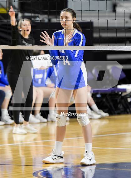 Thumbnail 1 in Valley Christian vs Snowflake (AIA 3A Final) photogallery.