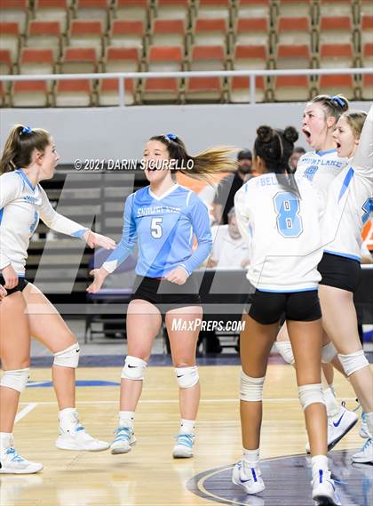 Thumbnail 3 in Valley Christian vs Snowflake (AIA 3A Final) photogallery.