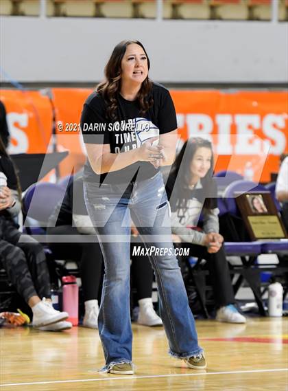 Thumbnail 3 in Valley Christian vs Snowflake (AIA 3A Final) photogallery.