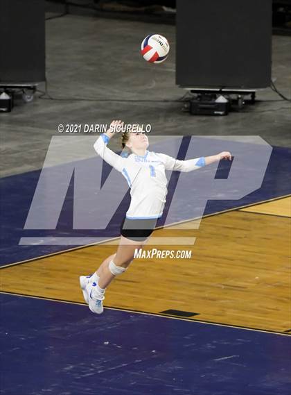 Thumbnail 1 in Valley Christian vs Snowflake (AIA 3A Final) photogallery.