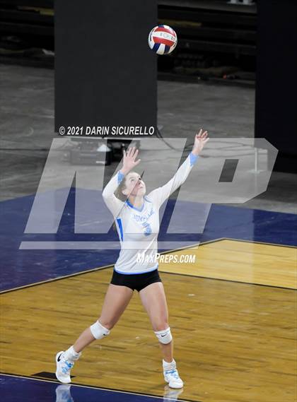 Thumbnail 3 in Valley Christian vs Snowflake (AIA 3A Final) photogallery.