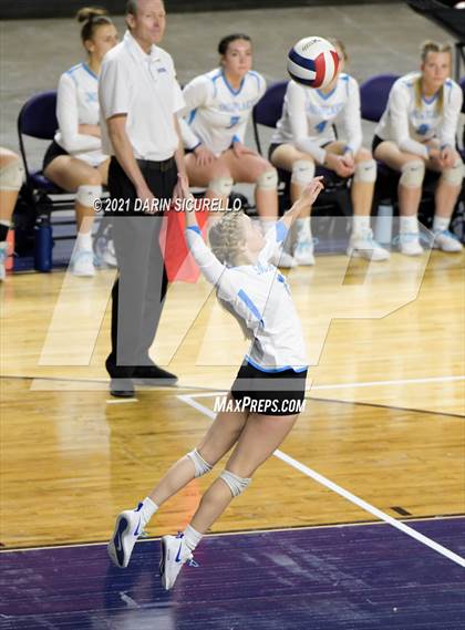 Thumbnail 1 in Valley Christian vs Snowflake (AIA 3A Final) photogallery.