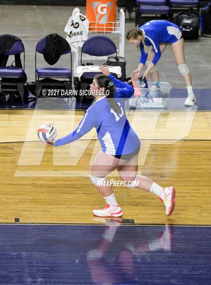 Thumbnail 1 in Valley Christian vs Snowflake (AIA 3A Final) photogallery.