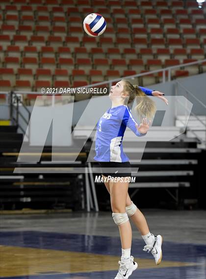 Thumbnail 1 in Valley Christian vs Snowflake (AIA 3A Final) photogallery.