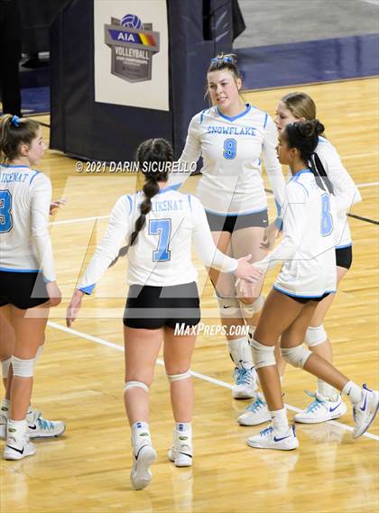 Thumbnail 1 in Valley Christian vs Snowflake (AIA 3A Final) photogallery.