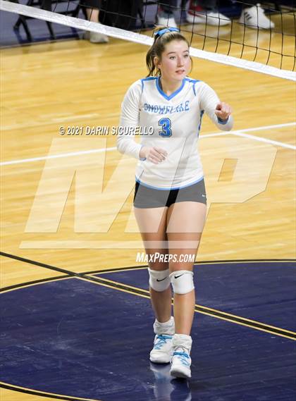 Thumbnail 2 in Valley Christian vs Snowflake (AIA 3A Final) photogallery.