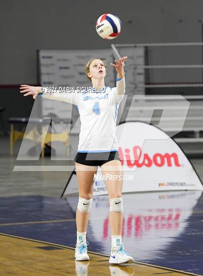 Thumbnail 3 in Valley Christian vs Snowflake (AIA 3A Final) photogallery.