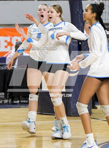 Thumbnail 2 in Valley Christian vs Snowflake (AIA 3A Final) photogallery.