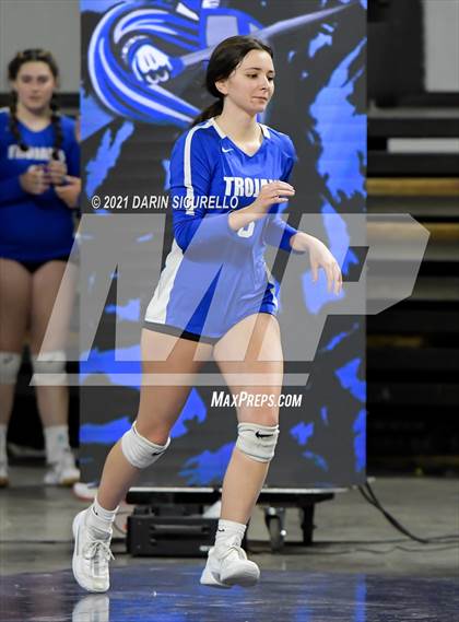 Thumbnail 3 in Valley Christian vs Snowflake (AIA 3A Final) photogallery.