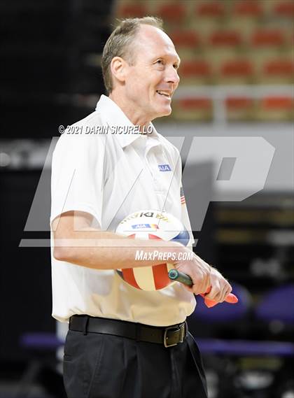 Thumbnail 1 in Valley Christian vs Snowflake (AIA 3A Final) photogallery.