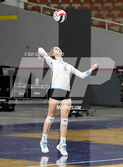 Thumbnail 3 in Valley Christian vs Snowflake (AIA 3A Final) photogallery.