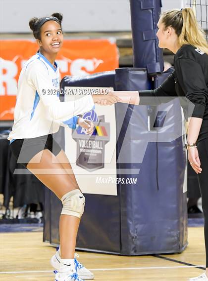 Thumbnail 1 in Valley Christian vs Snowflake (AIA 3A Final) photogallery.