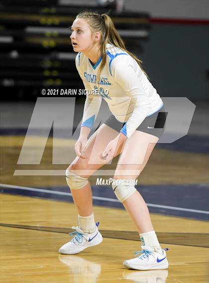 Thumbnail 2 in Valley Christian vs Snowflake (AIA 3A Final) photogallery.