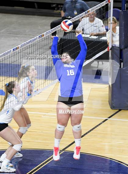 Thumbnail 1 in Valley Christian vs Snowflake (AIA 3A Final) photogallery.