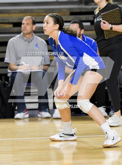 Thumbnail 2 in Valley Christian vs Snowflake (AIA 3A Final) photogallery.