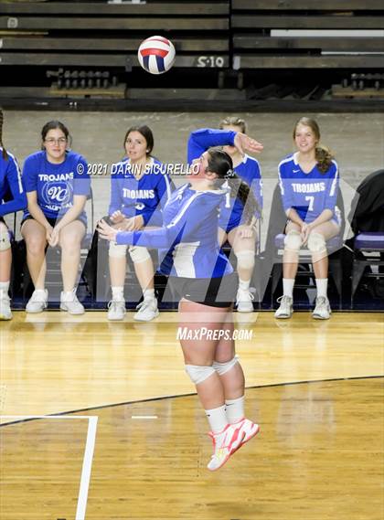 Thumbnail 2 in Valley Christian vs Snowflake (AIA 3A Final) photogallery.
