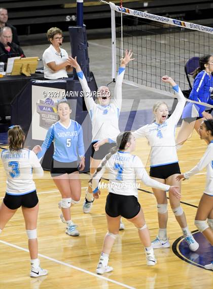 Thumbnail 1 in Valley Christian vs Snowflake (AIA 3A Final) photogallery.