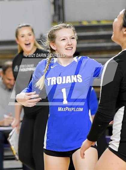 Thumbnail 1 in Valley Christian vs Snowflake (AIA 3A Final) photogallery.