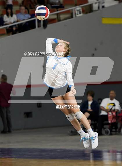 Thumbnail 1 in Valley Christian vs Snowflake (AIA 3A Final) photogallery.
