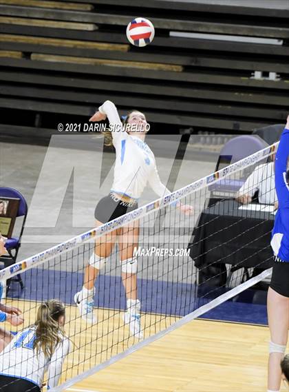 Thumbnail 1 in Valley Christian vs Snowflake (AIA 3A Final) photogallery.