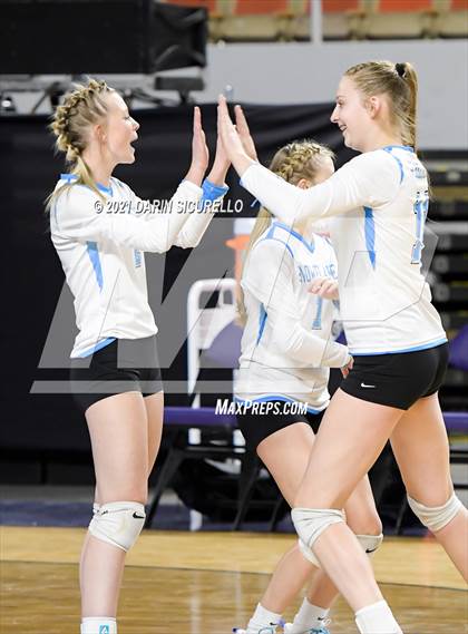 Thumbnail 1 in Valley Christian vs Snowflake (AIA 3A Final) photogallery.