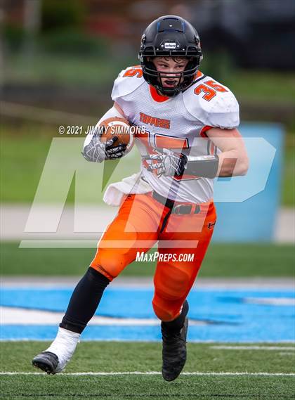 Thumbnail 2 in Hillsboro @ Mater Dei photogallery.