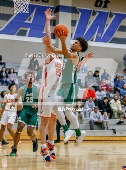 Thumbnail 1 in Newman Smith vs. McKinney North (UIL 5A Area Playoff) photogallery.