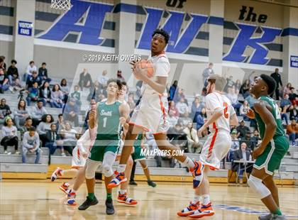 Thumbnail 2 in Newman Smith vs. McKinney North (UIL 5A Area Playoff) photogallery.