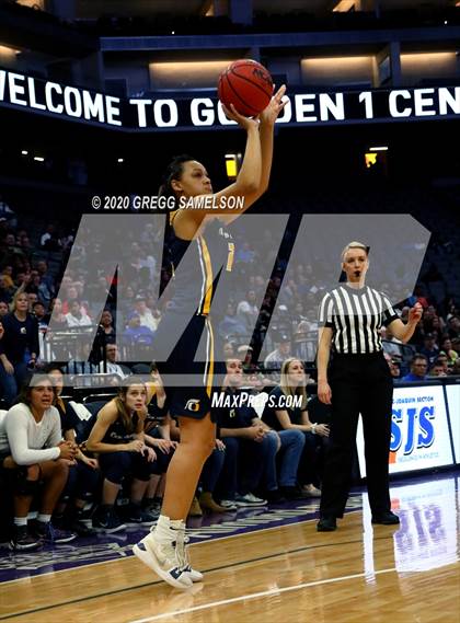 Thumbnail 1 in Oak Ridge vs St. Mary's (CIF SJS D1 Final) photogallery.