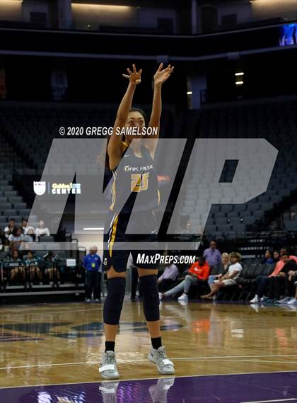 Thumbnail 3 in Oak Ridge vs St. Mary's (CIF SJS D1 Final) photogallery.