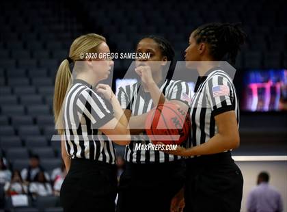 Thumbnail 3 in Oak Ridge vs St. Mary's (CIF SJS D1 Final) photogallery.