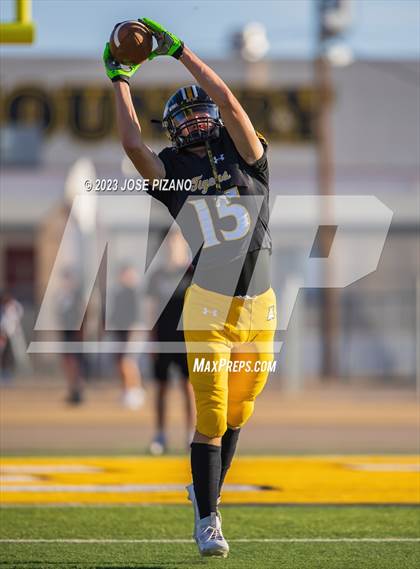 Thumbnail 3 in Gadsden @ Alamogordo photogallery.
