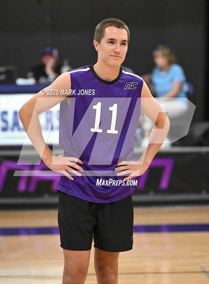 Thumbnail 3 in Northwest Christian vs. North Valley Christian Academy photogallery.