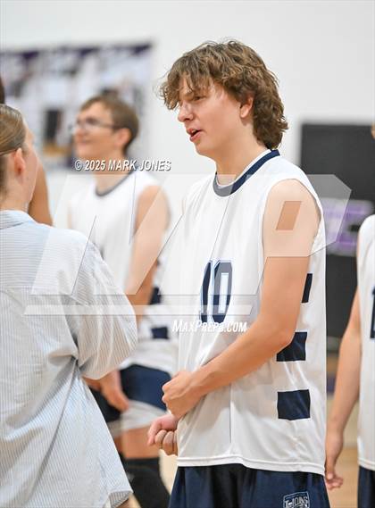 Thumbnail 3 in Northwest Christian vs. North Valley Christian Academy photogallery.