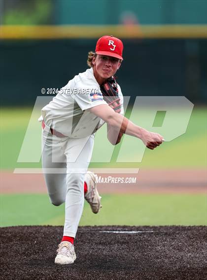 Thumbnail 3 in Cherry Creek vs. Regis Jesuit (CHSAA 5A Championship) photogallery.