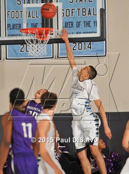 Thumbnail 1 in Valor Christian vs. Mountain View (CHSAA 4A 1st Round) photogallery.