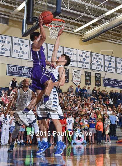 Thumbnail 2 in Valor Christian vs. Mountain View (CHSAA 4A 1st Round) photogallery.