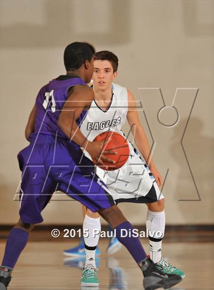 Thumbnail 1 in Valor Christian vs. Mountain View (CHSAA 4A 1st Round) photogallery.