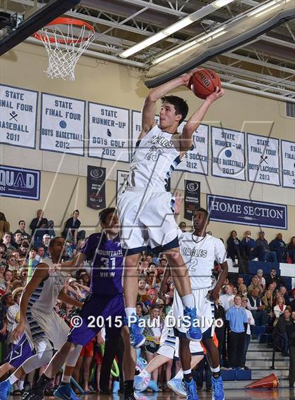 Thumbnail 2 in Valor Christian vs. Mountain View (CHSAA 4A 1st Round) photogallery.
